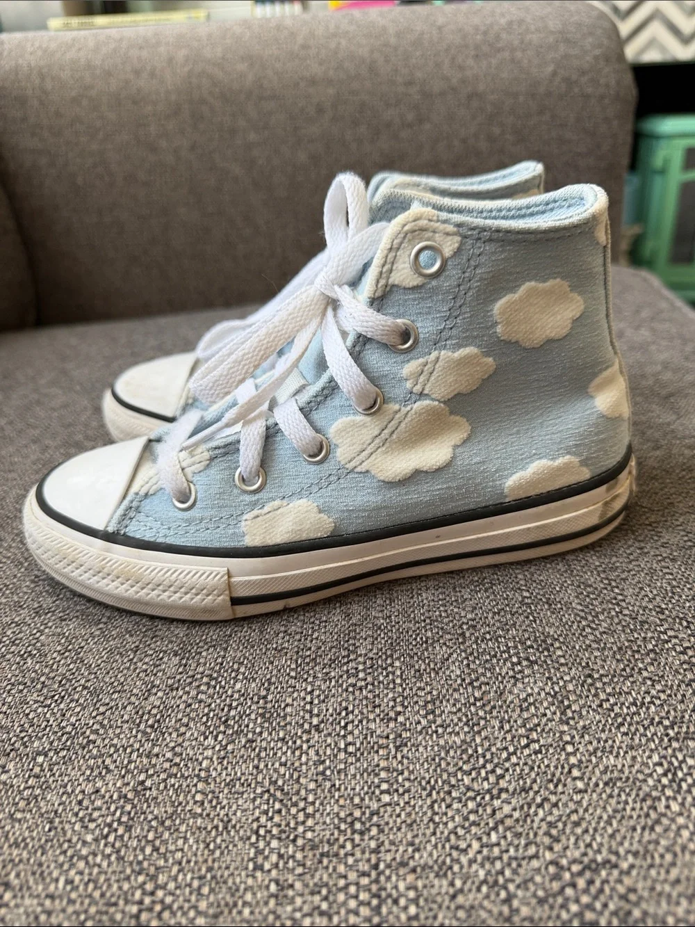 Chuck Taylor All Stars  Kids High-Top Cloud Print Sneakers - Light Blue
